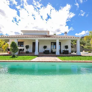 Kharooms El Capricho Caminito Del Rey Casa rural